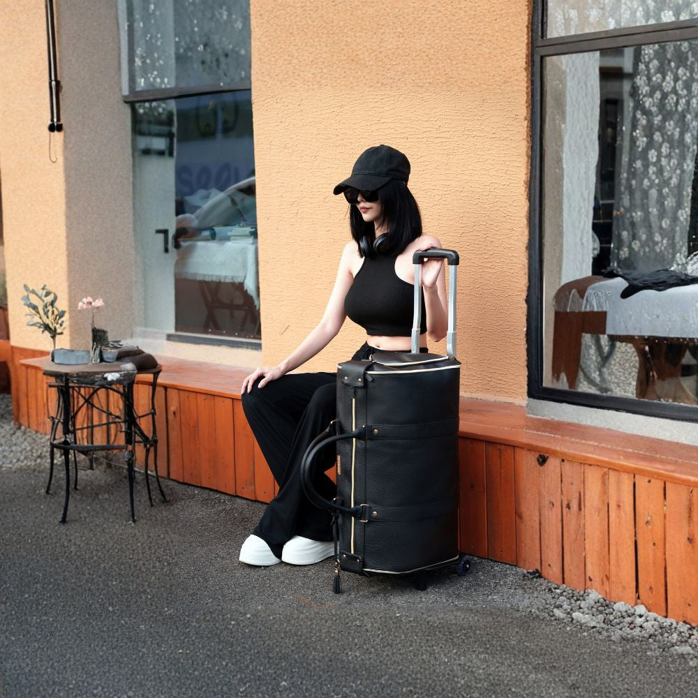 The Black Bag x Lucshy